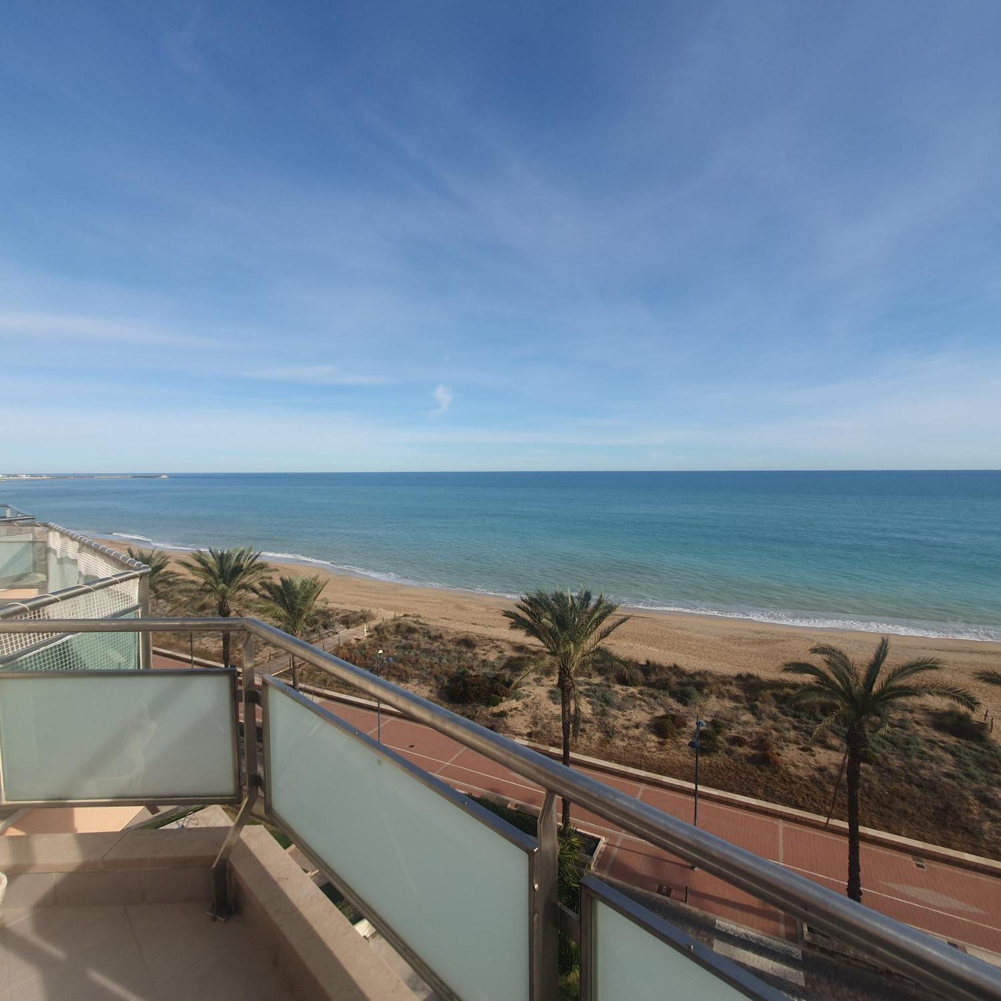 Surfing Peniscola Primera Linea De Playa エクステリア 写真
